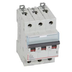 DX3 kismegszakító 3P B32 6000A/10kA