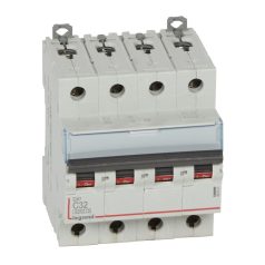 DX3 kismegszakító 4P C32 6000A/10kA