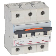 DX3 kismegszakító 25kA 3P 400V~ MA40