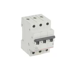 RX3 kismegszakító 3P B20 6000A BIC