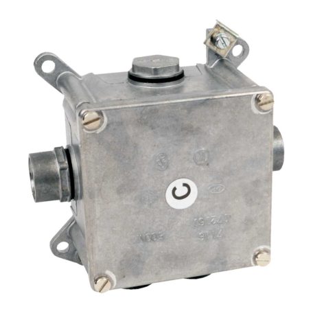 KOPOS Alu doboz fedéllel 96x96x64mm védőkapocs nélkül 7216 C P16