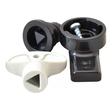 Tracon 8.5mm TME-ZMH Műanyag zár TME szekrényekhez, háromszög 5997374192385